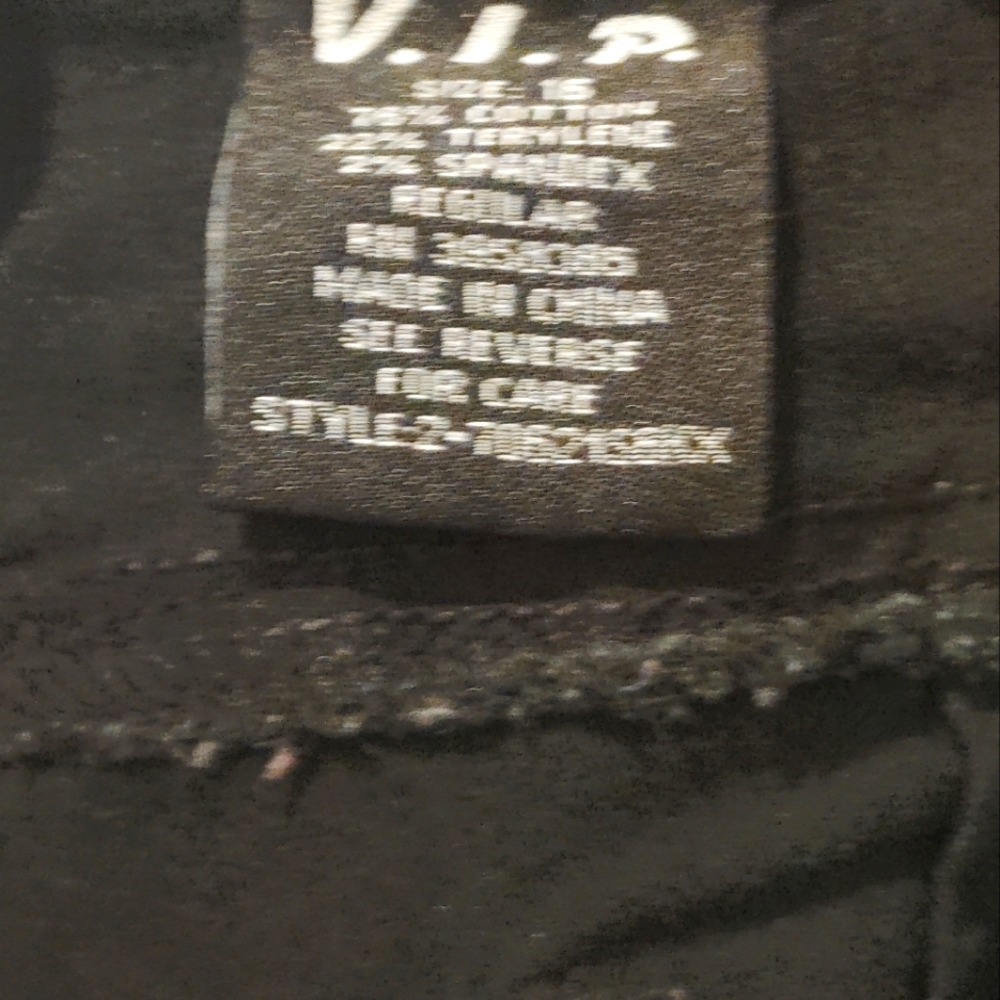 Black vip jean